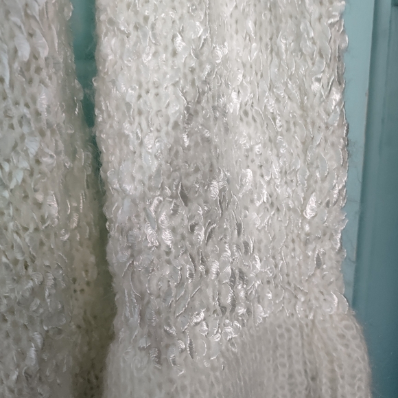 white ruffly frilly long cardigan with shimmery look to it from dressbarn medium - Picture 8 of 9